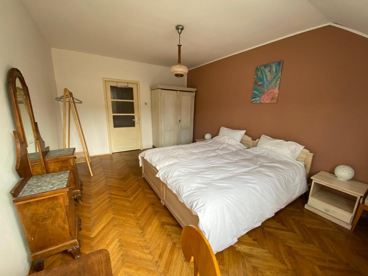 Rose'S Oldtown Apartment ブラショフ エクステリア 写真