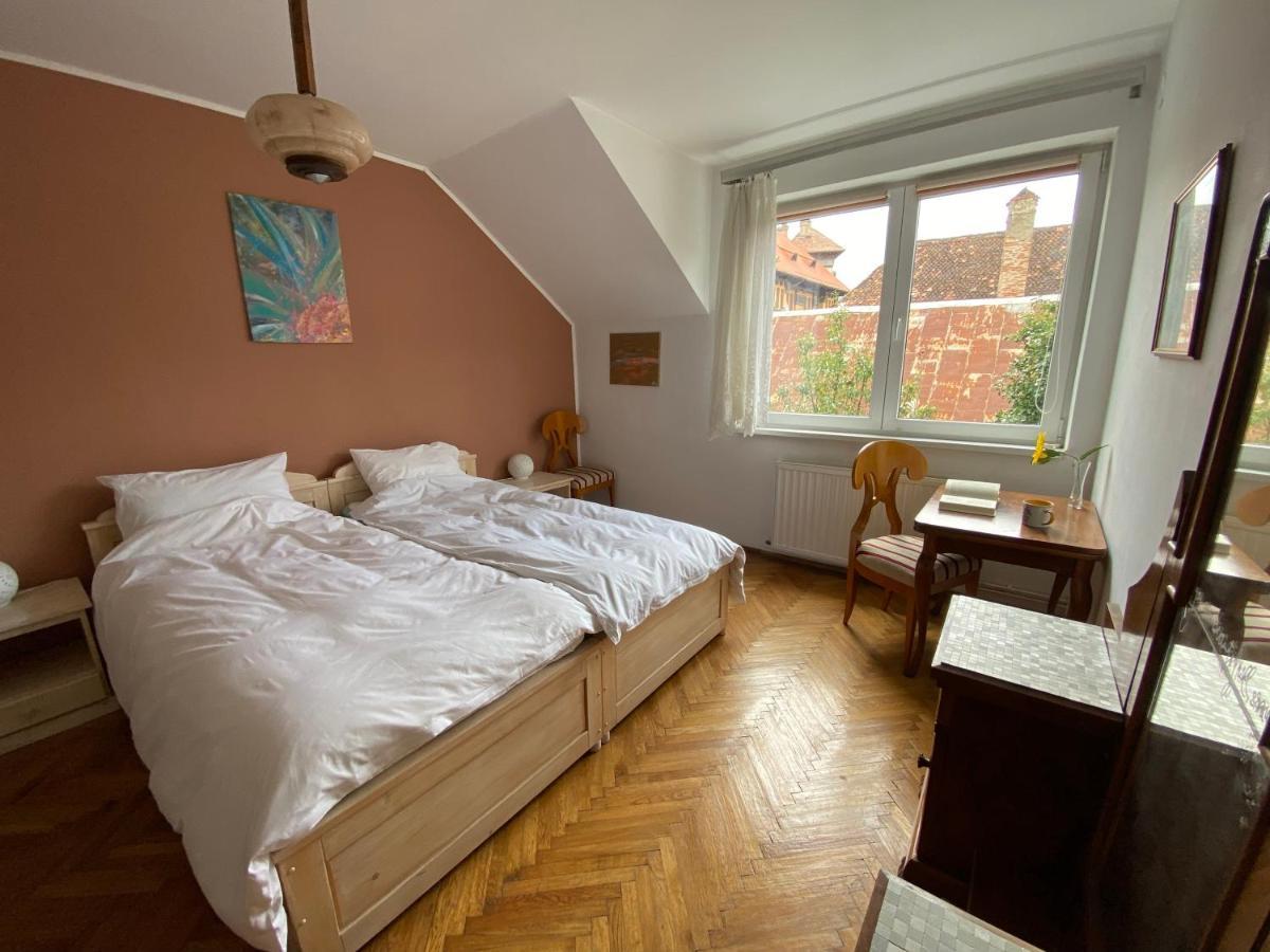 Rose'S Oldtown Apartment ブラショフ エクステリア 写真