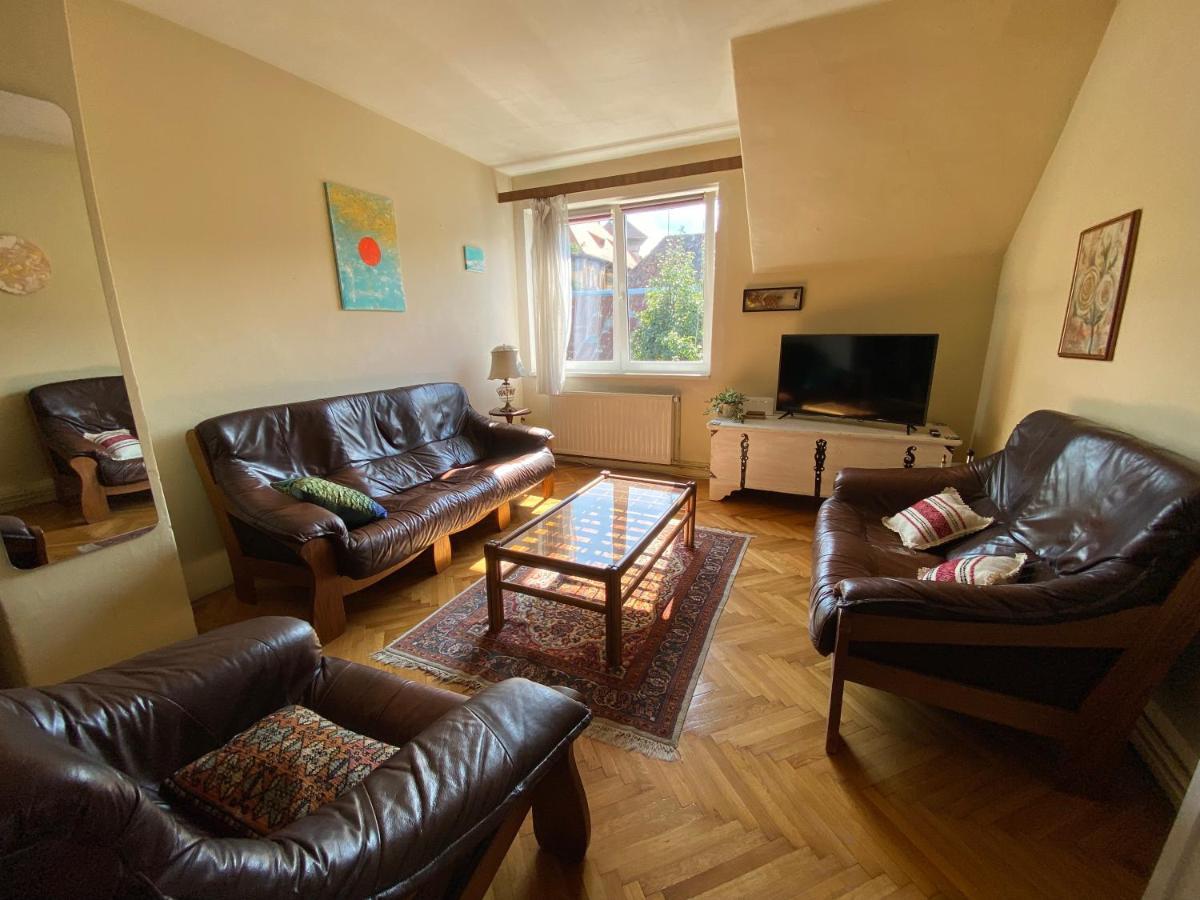Rose'S Oldtown Apartment ブラショフ エクステリア 写真