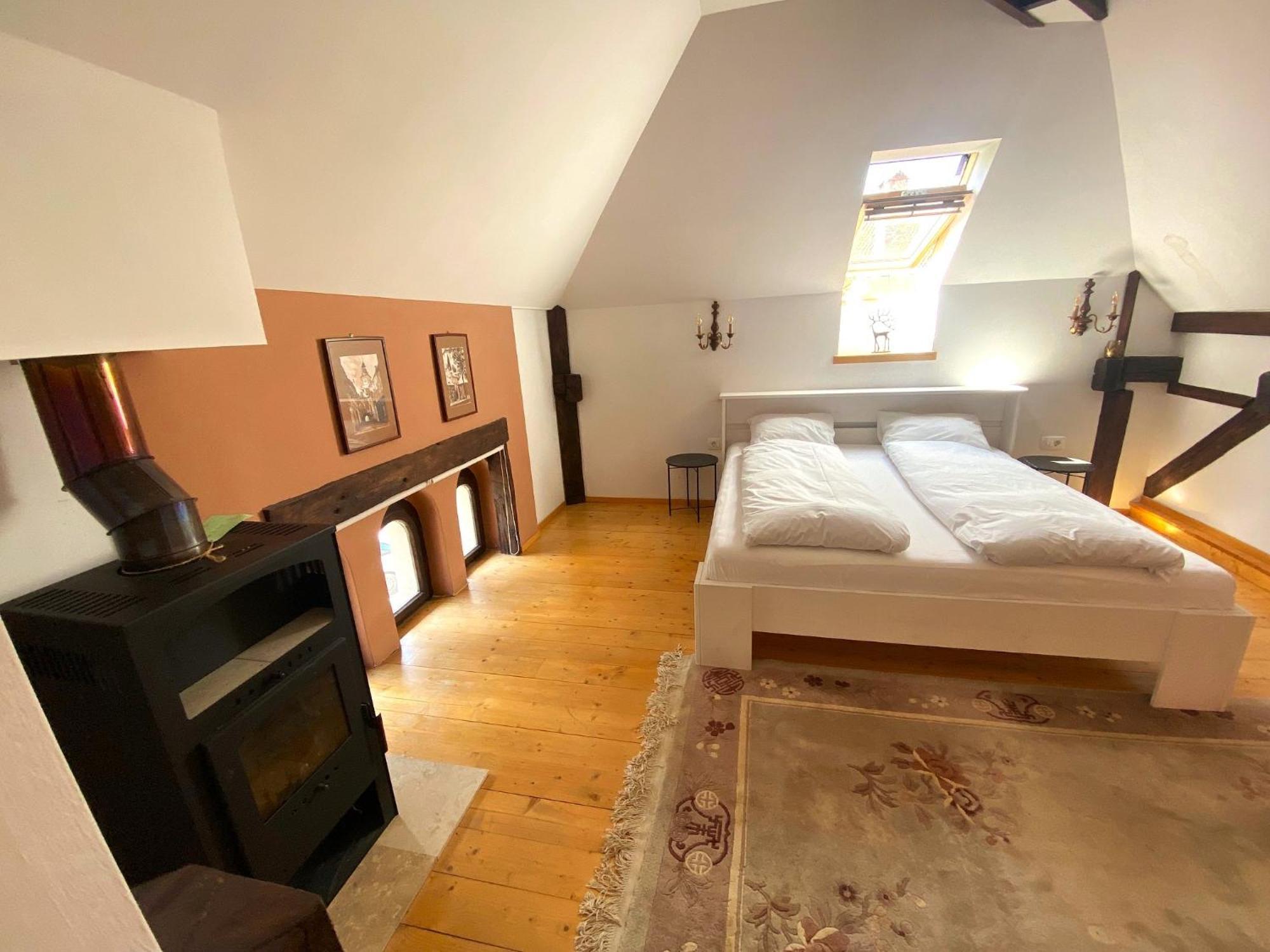 Rose'S Oldtown Apartment ブラショフ エクステリア 写真